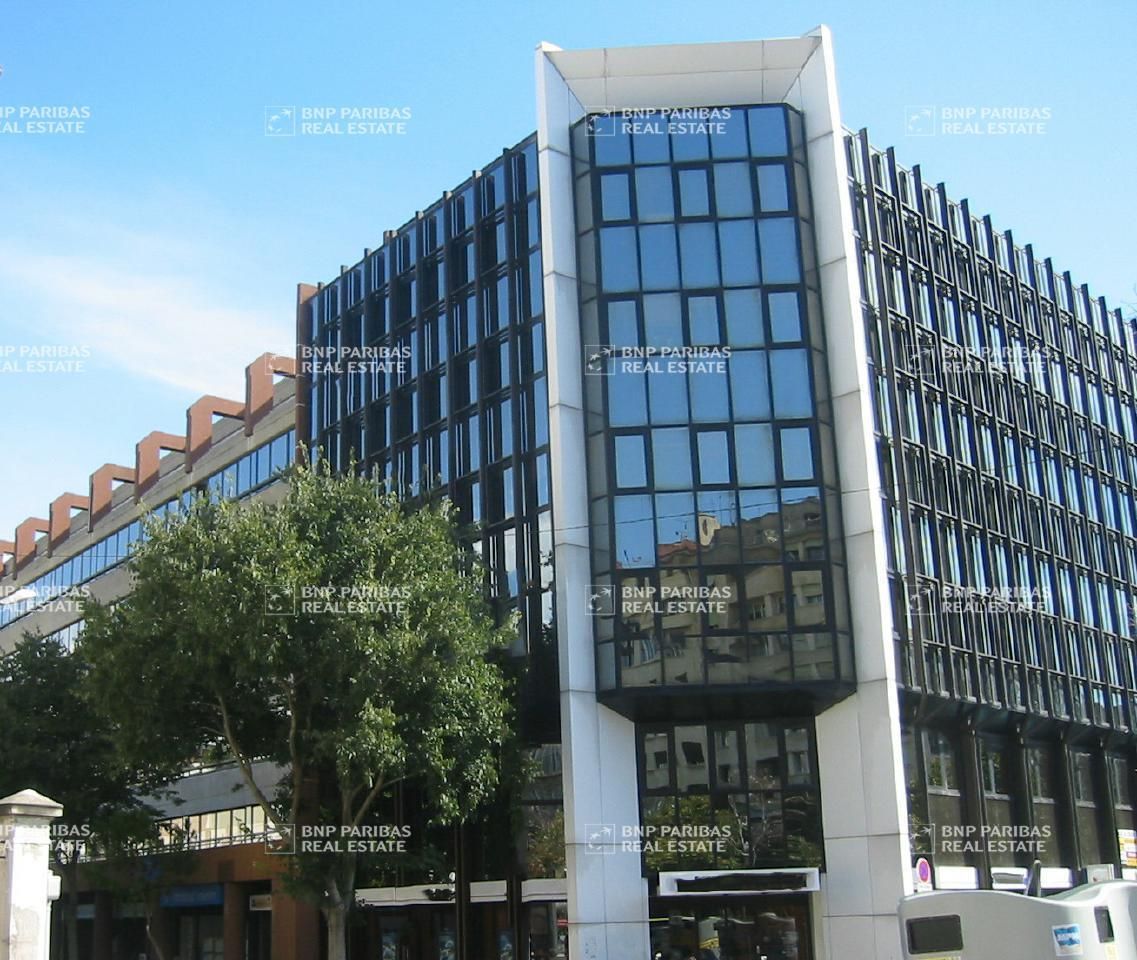 863 m² pour ce bureaux en location à Marseille