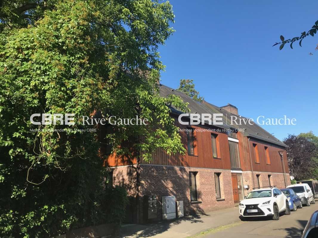 Rive Gauche CBRE vous propose une surface de bure