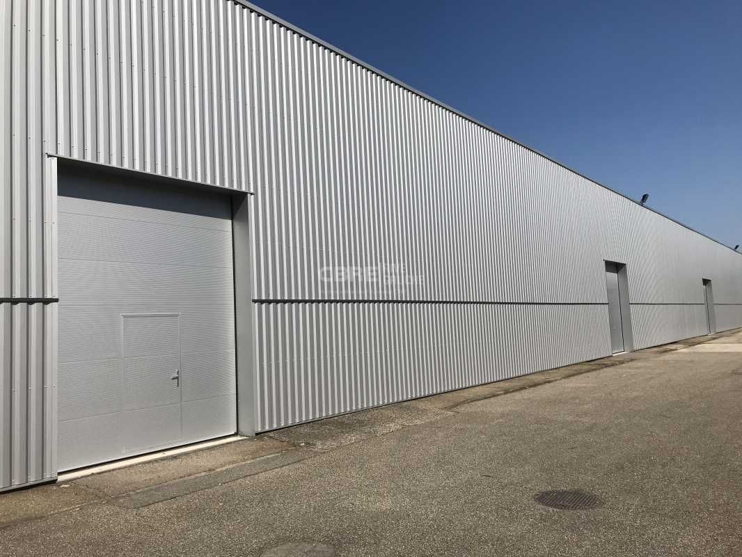 Ensemble immobilier récent, de qualité, offrant d