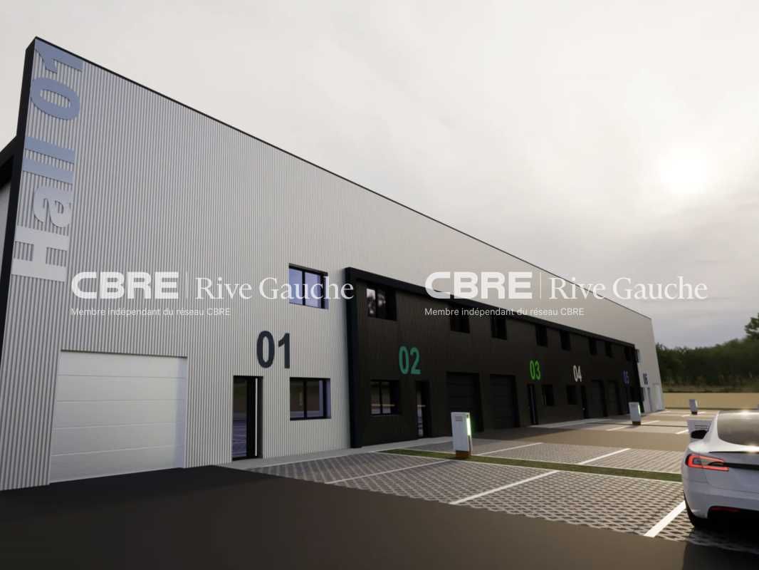 Entrepôt restructuré, divisible en 20 cellules, l