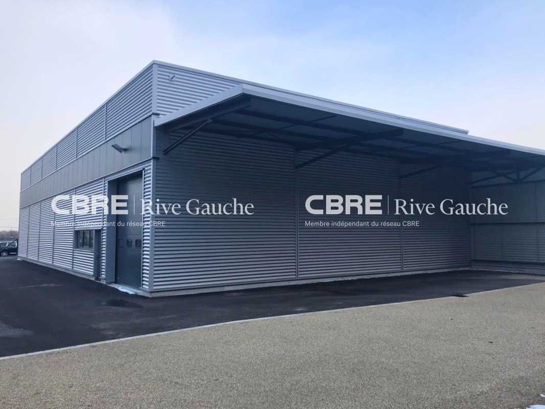 Ensemble immobilier autonome, récent, prestations