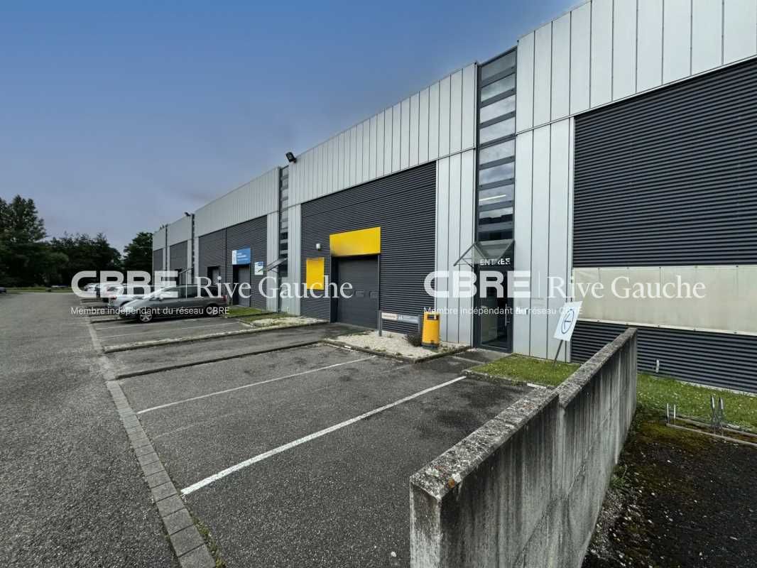 Ensemble immobilier de qualité, bâti en 1999. Exc