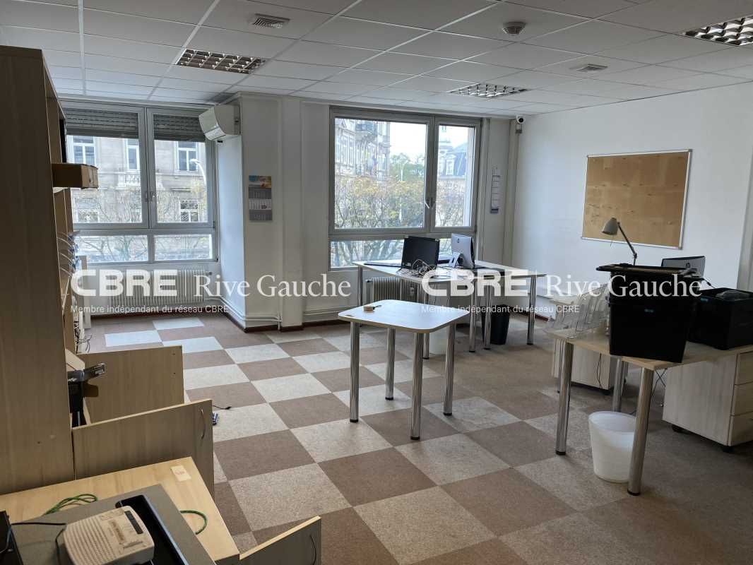 Rive Gauche CBRE vous propose deux lots de bureau