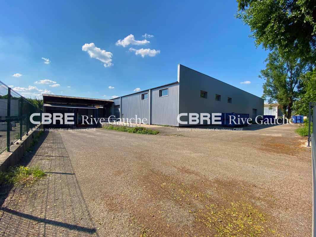 Bâtiment rénové, en bon état d'entretien général.