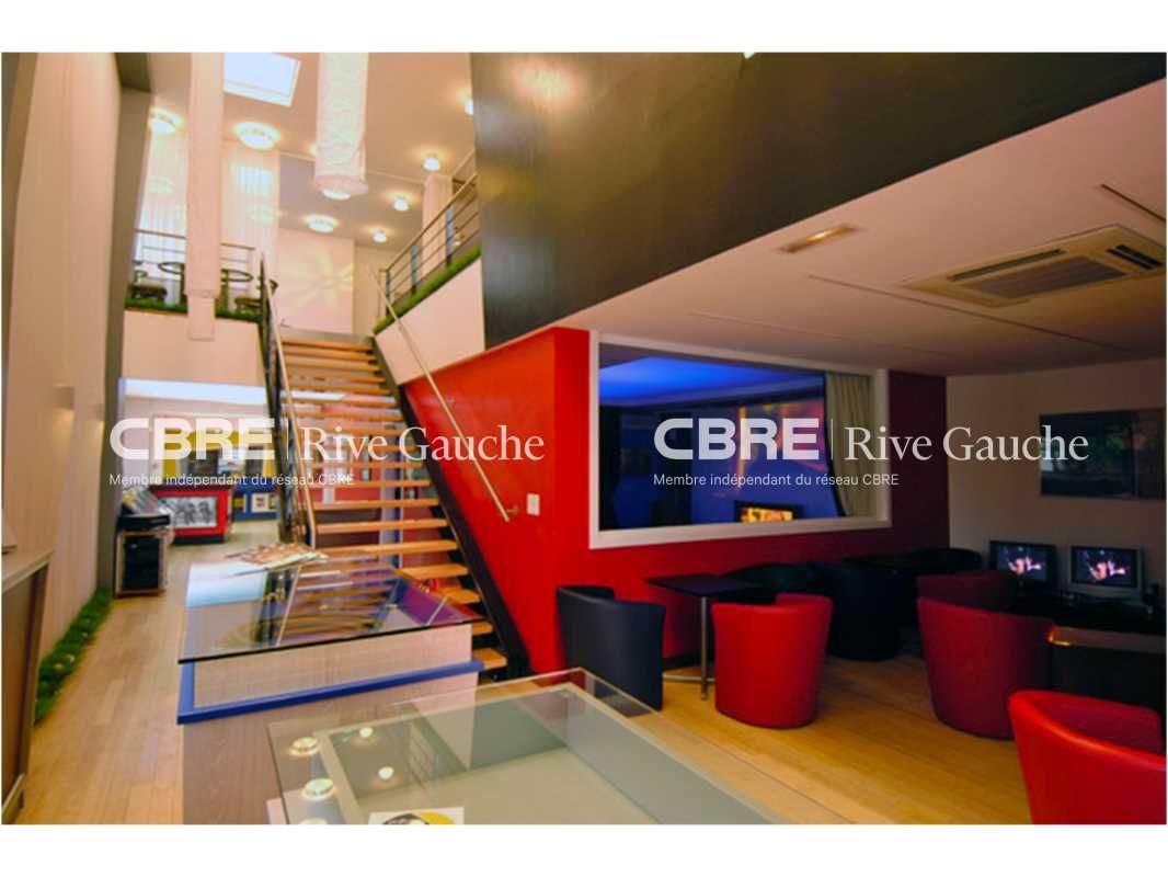 Situé sur un axe passant au nord de Strasbourg, R