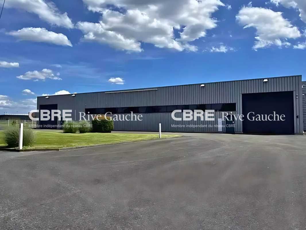 Bâtiment autonome de 2010, bénéficiant d'excellen