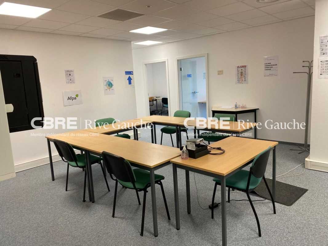 Sur l'axe STRASBOURG - ENTZHEIM - MOLSHEIM, Rive 