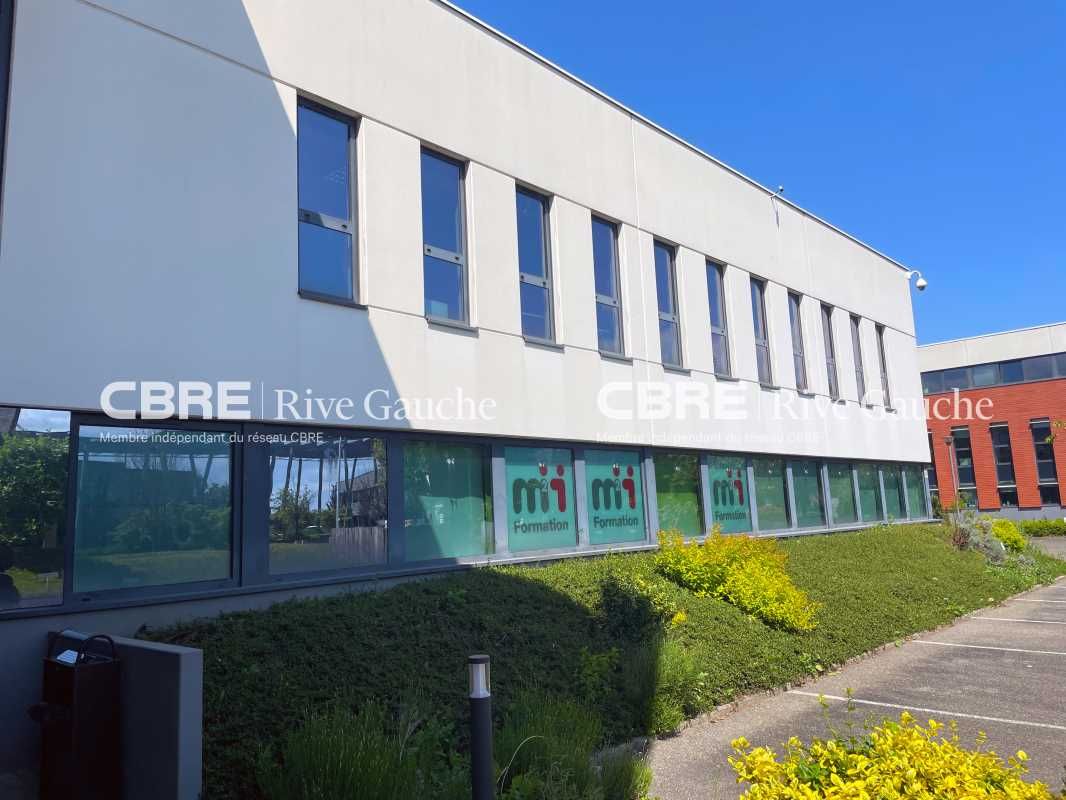 Rive Gauche CBRE vous propose une belle surface d