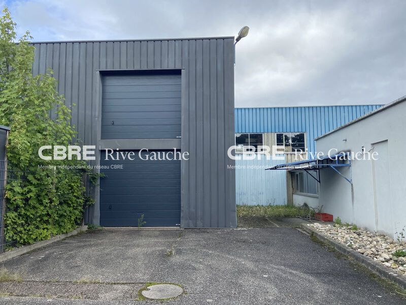 Bâtiment autonome à usage mixte Bureaux / Dépôt, 