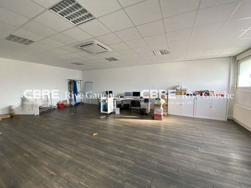 Bonne visibilité dans la zone artisanale de Mundo