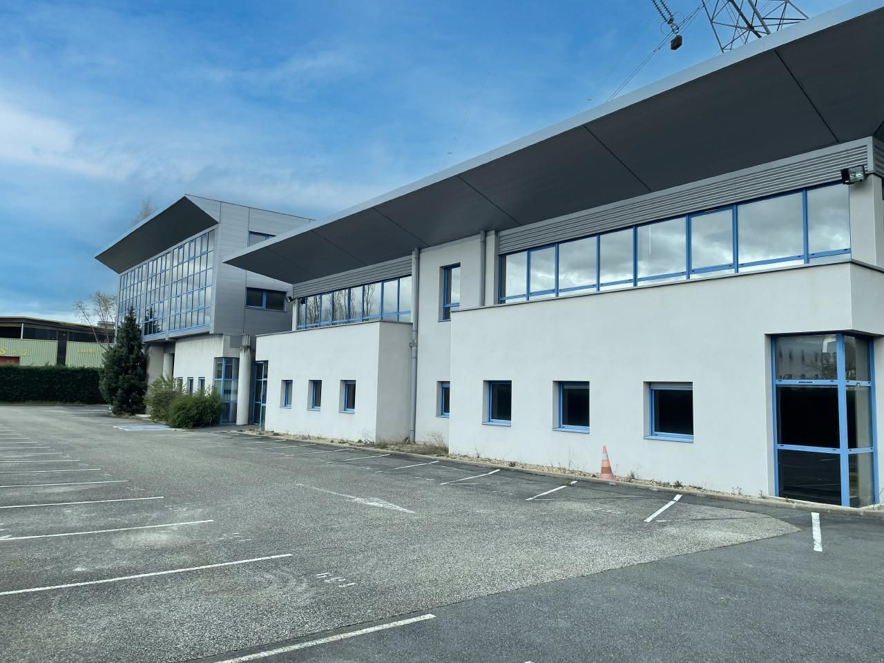 Vente Activité 8538 m² non divisibles 69380 Civrieux-d'azergues