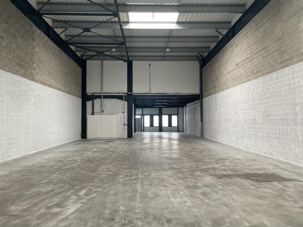 503 m² pour ce pme-pmi en location à Neuville-sur-oise