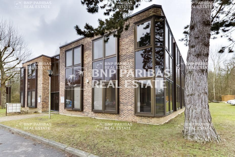 Location Bureaux 335 m² divisibles 77183 Croissy-beaubourg