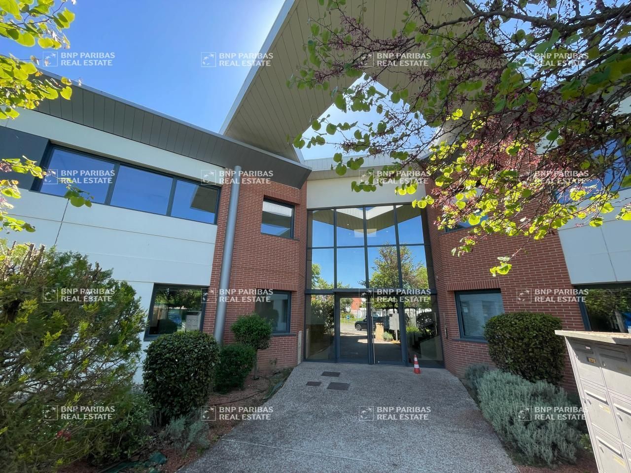 605 m² pour ce bureaux en location à Toulouse