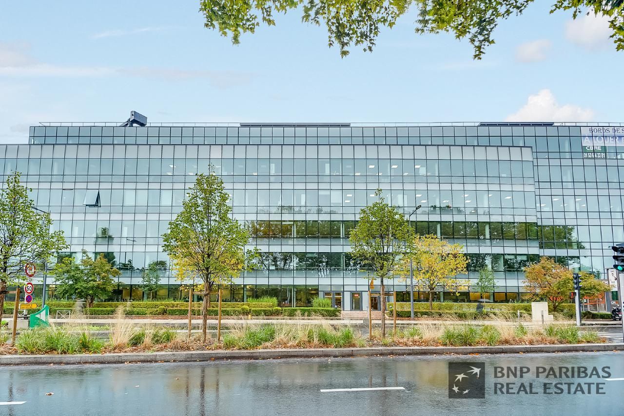 Location Bureaux 1875 m² non divisibles 92130 Issy-les-moulineaux