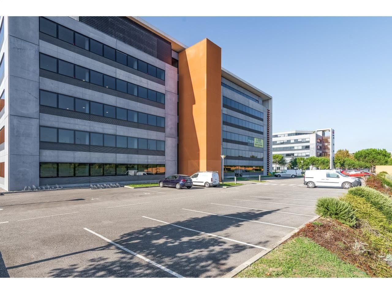 1092 m² pour ce bureaux en location à Toulouse