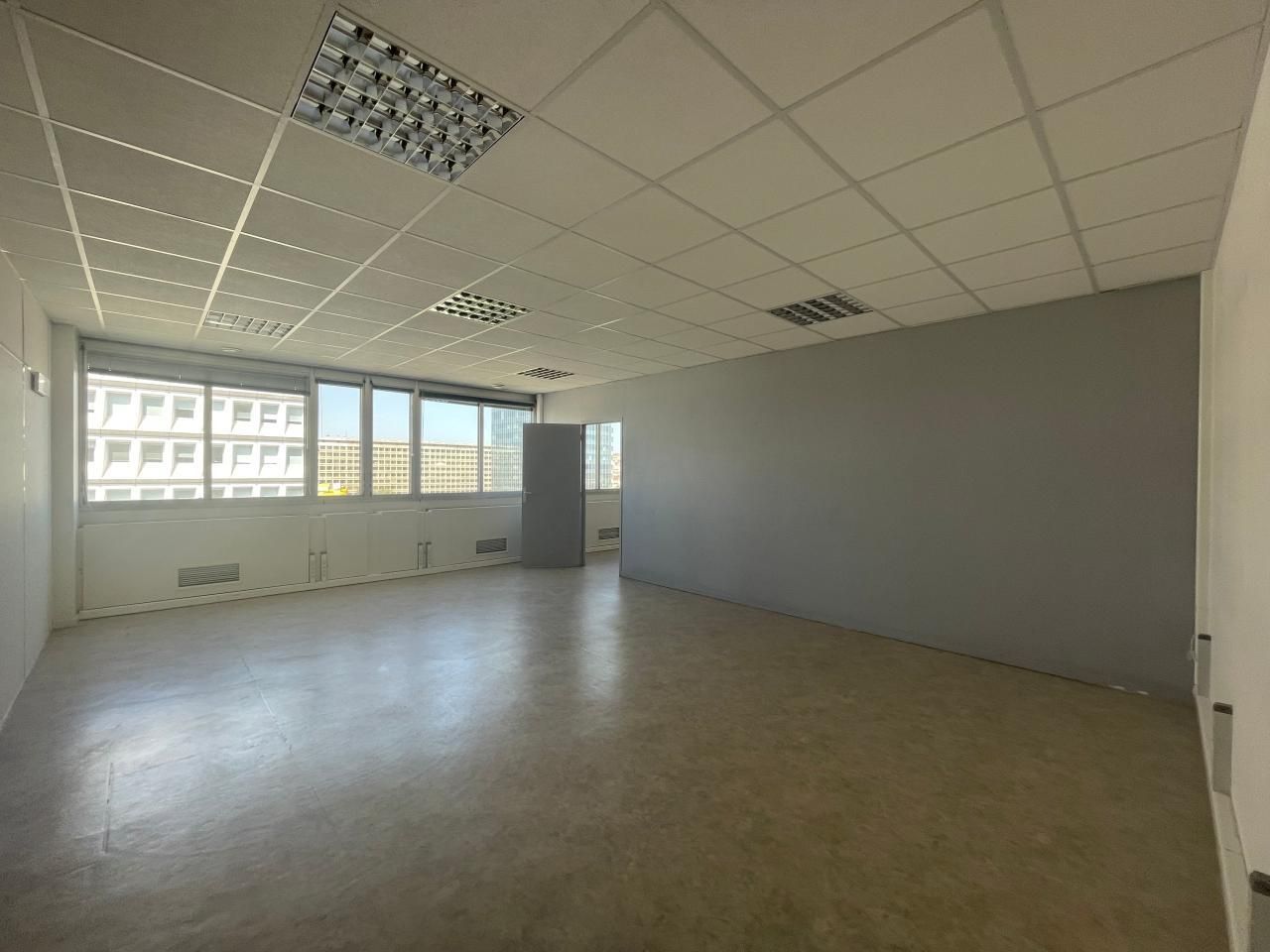 527 m² pour ce bureaux en location à Lyon