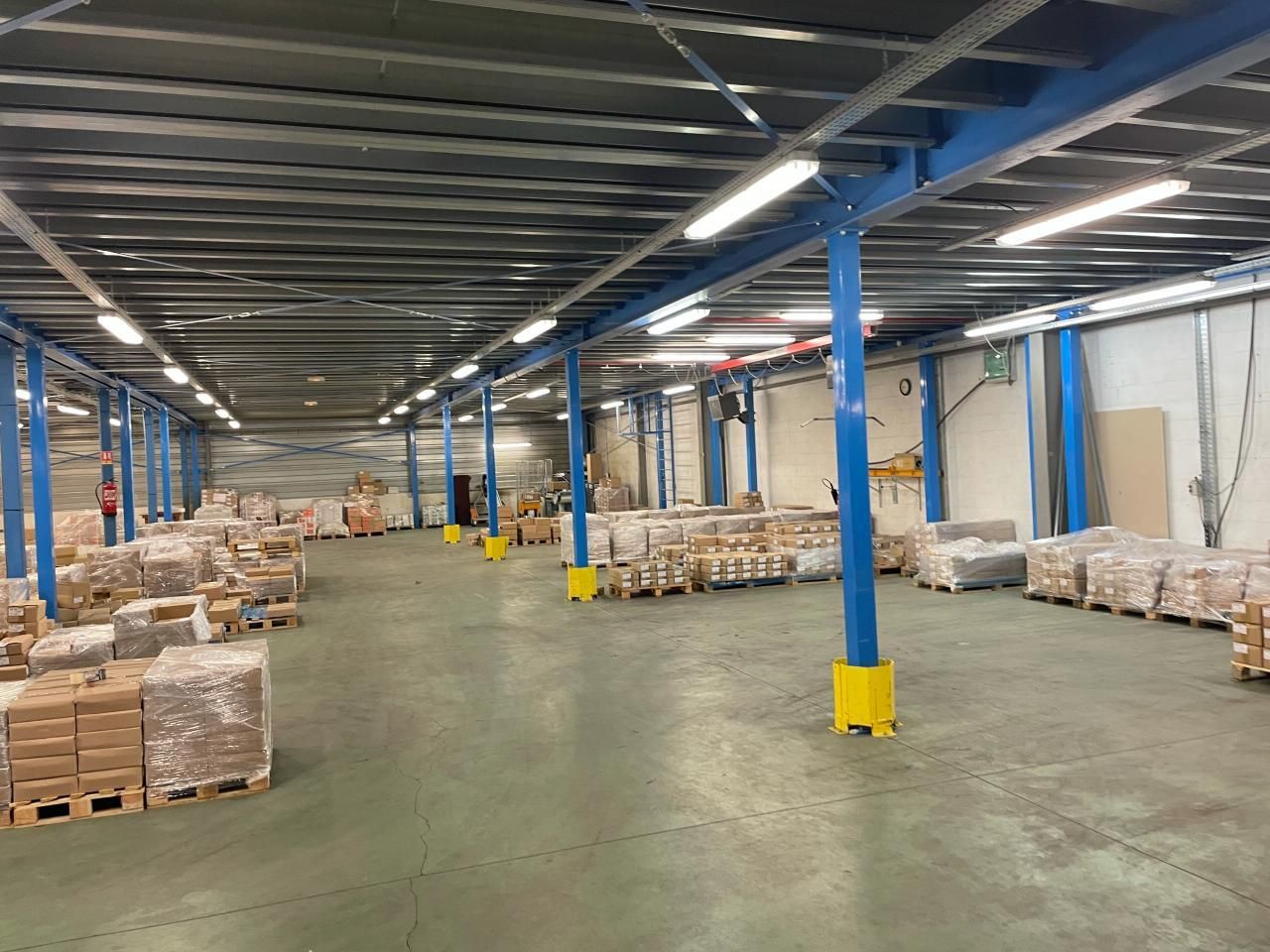 Vente Activité 1425 m² non divisibles 93250 Villemomble