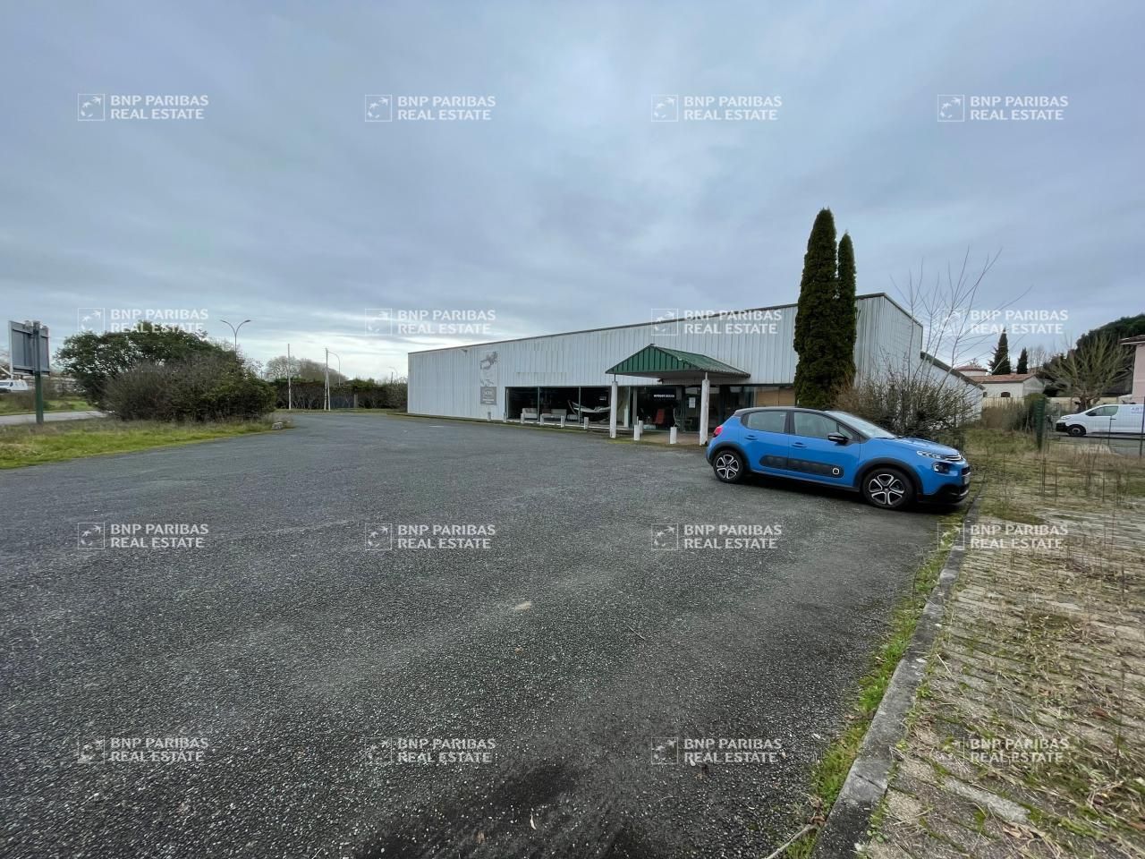 Location Activité 1680 m² non divisibles 33140 Cadaujac