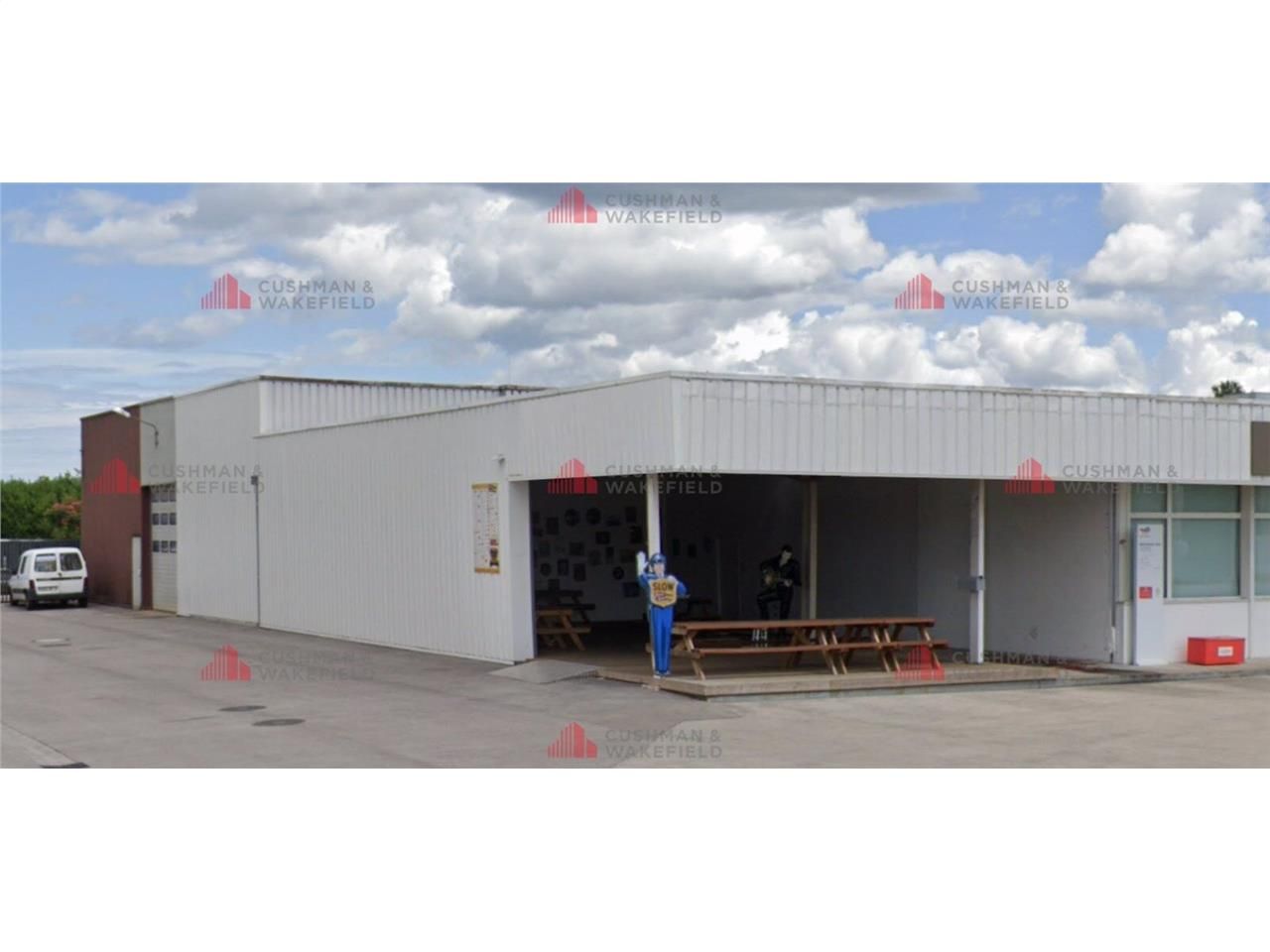 CUSHMAN & WAKEFIELD vous propose des locaux comme