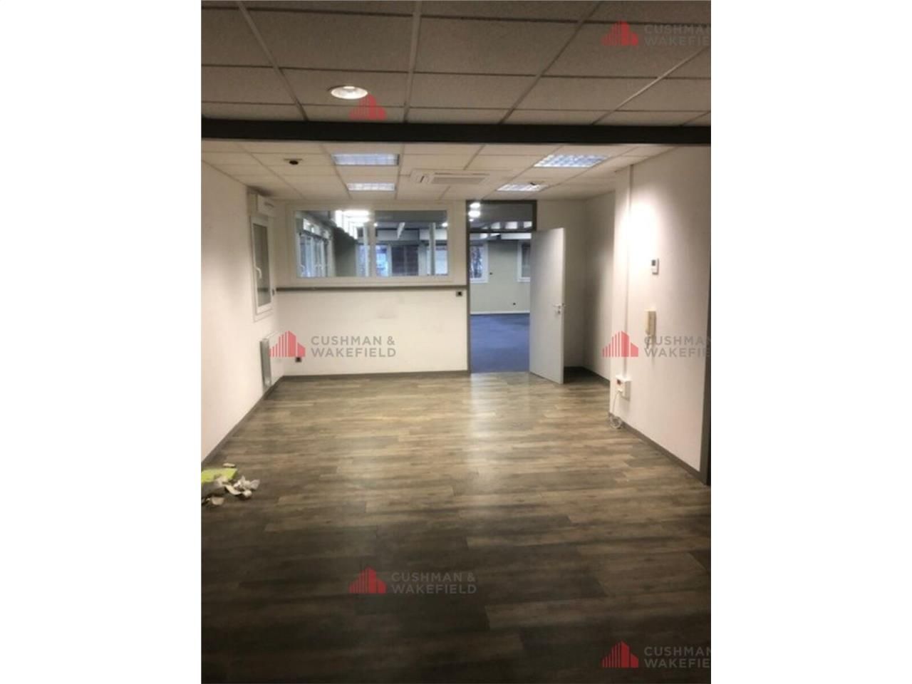 CUSHMAN & WAKEFIELD vous propose, à l'ouest de la