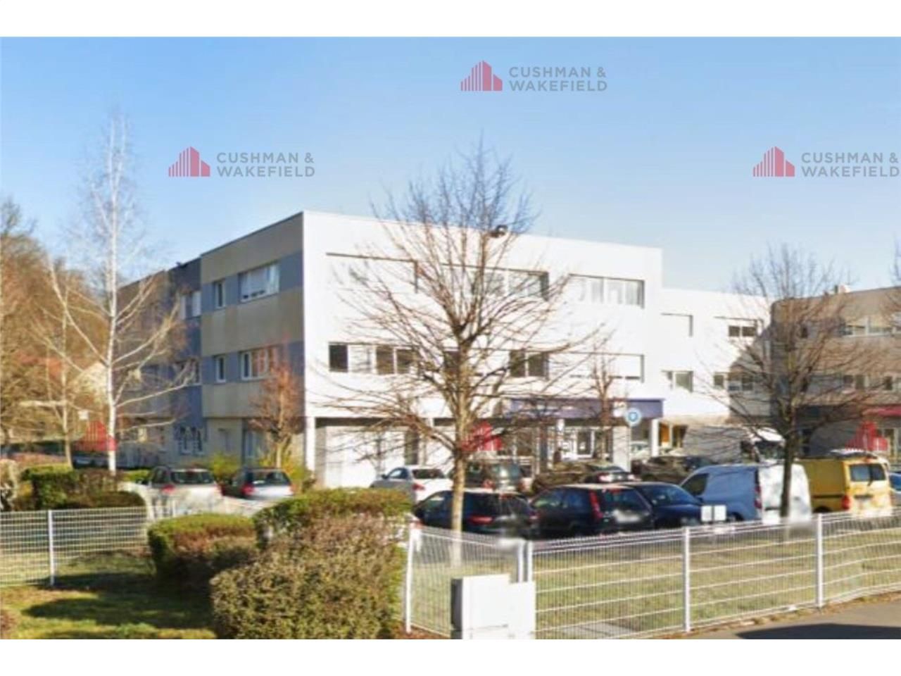 CUSHMAN & WAKEFIELD vous propose, à l'ouest de la