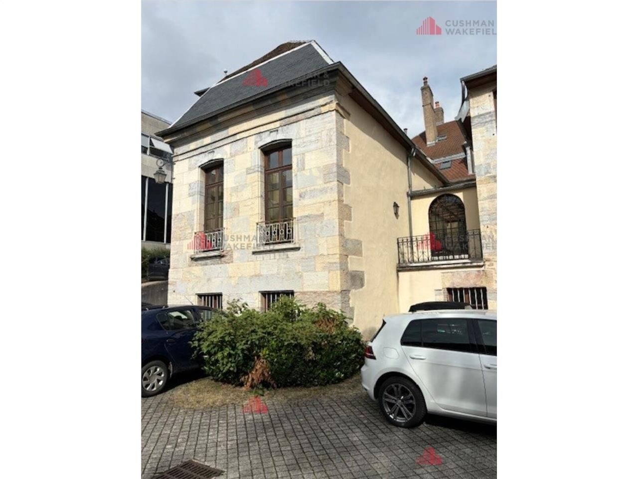 CUSHMAN & WAKEFIELD vous propose, au coeur de la