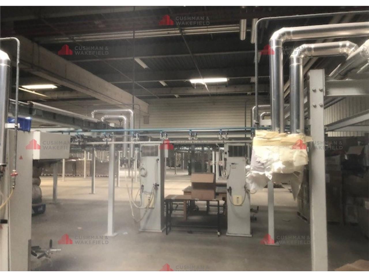 CUSHMAN & WAKEFIELD vous propose, sur un foncier 