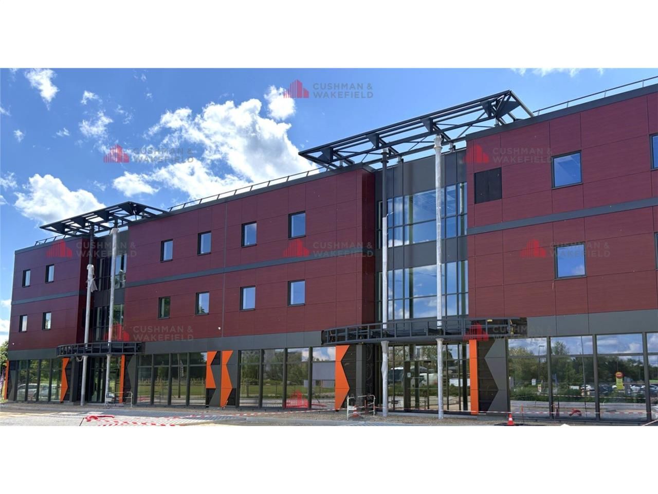 "CUSHMAN & WAKEFIELD vous propose des locaux comm