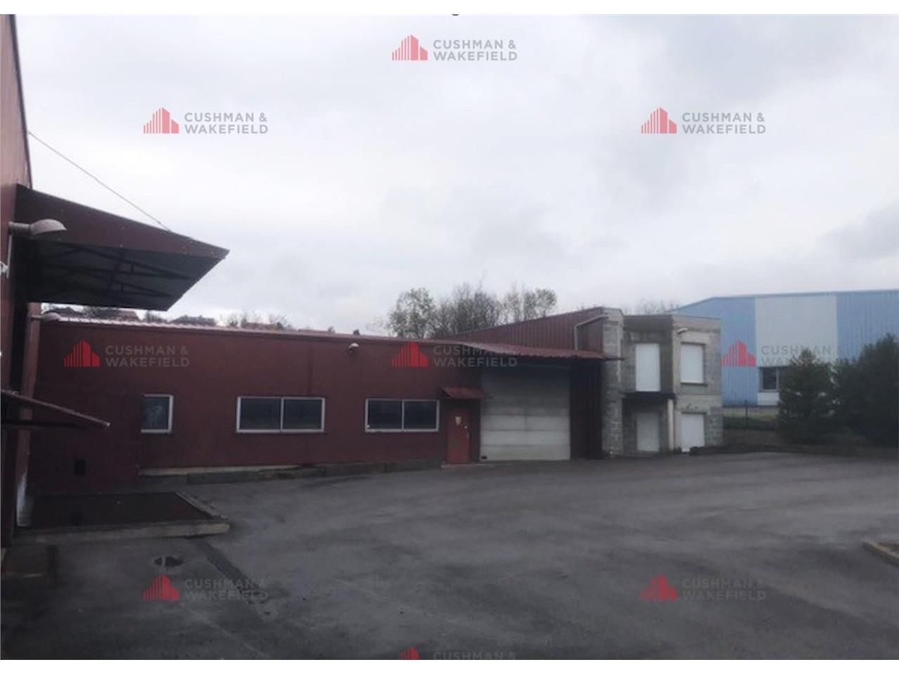 CUSHMAN & WAKEFIELD vous propose à l'Est de la vi