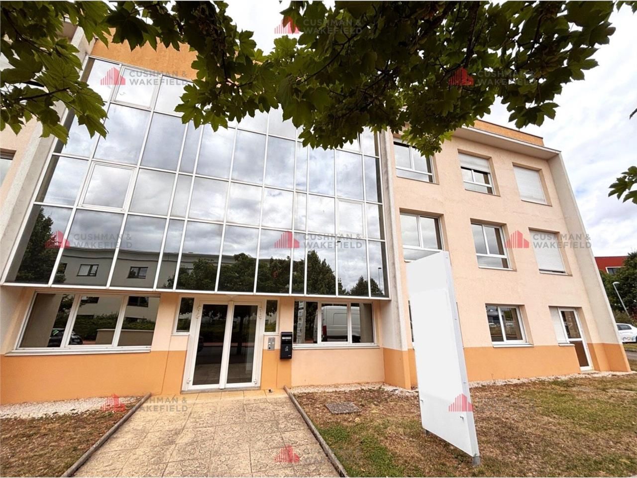 CUSHAMN & WAKEFIELD vous propose des bureaux à l'