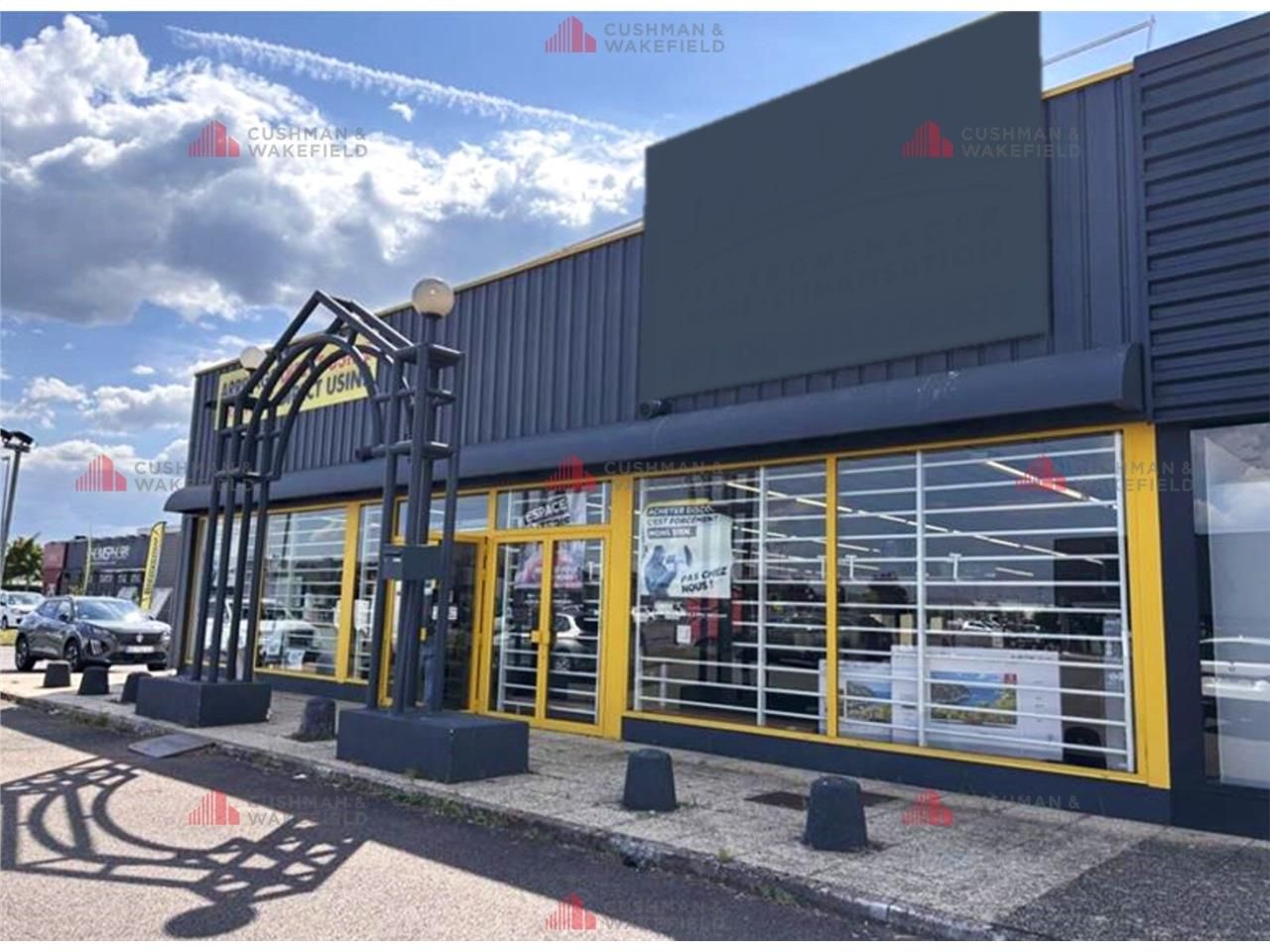 CUSHMAN & WAKEFIELD vous propose des locaux comme