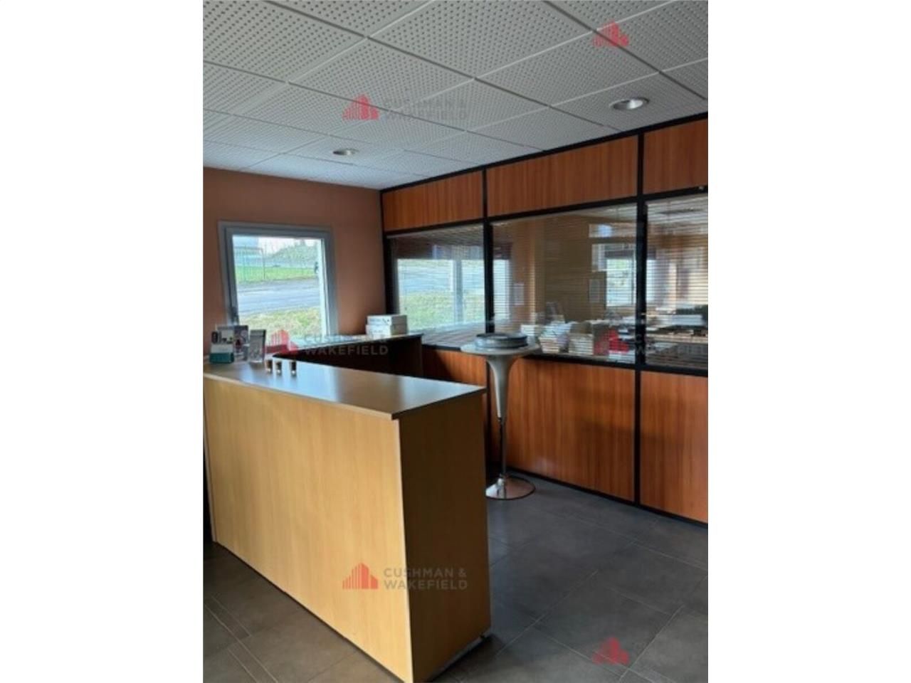 CUSHMAN & WAKEFIELD Besançon vous propose, à l'Es