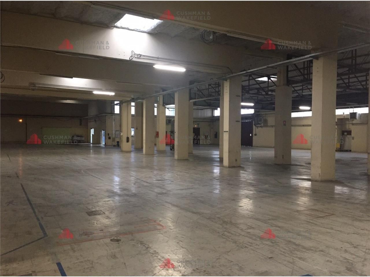 CUSHMAN & WAKEFIELD vous propose à la location, d