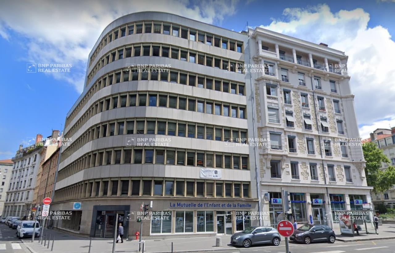2568 m² pour ce bureaux en location à Lyon
