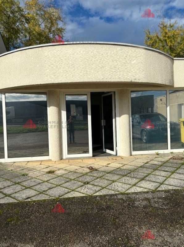 CUSHMAN & WAKEFIELD vous propose,  en accès A36 e