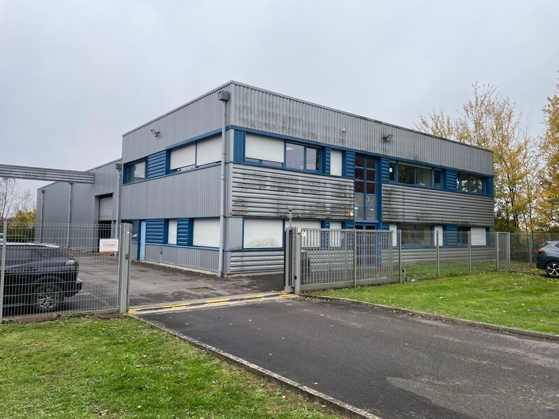 A Louer à Maubeuge, plusieurs bureaux situés dans