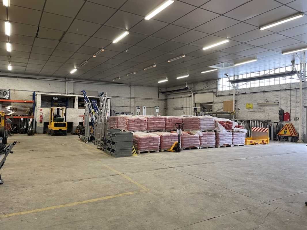 A Louer A vendre Entrepôt à Cambrai. Nous vous pr