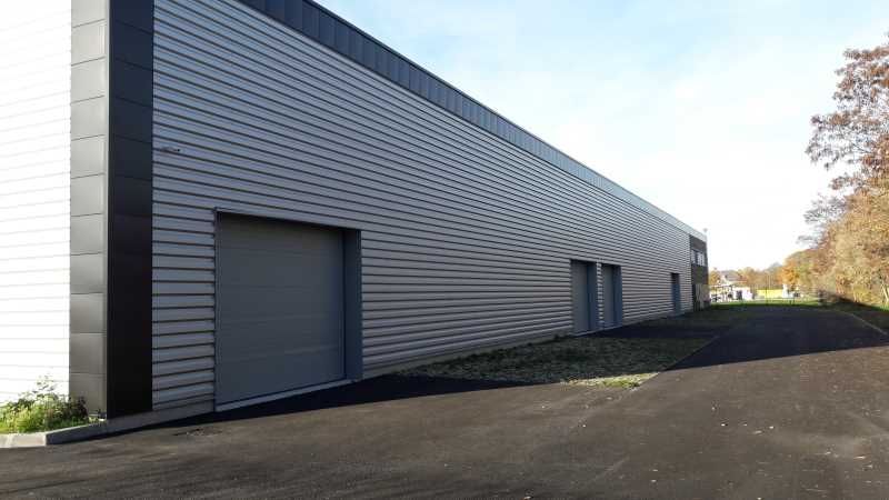 Location entrepots 1526 m² non divisibles