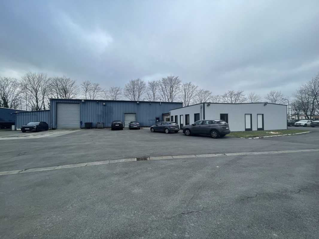 Nous vous proposons en exclusité un local d'activ