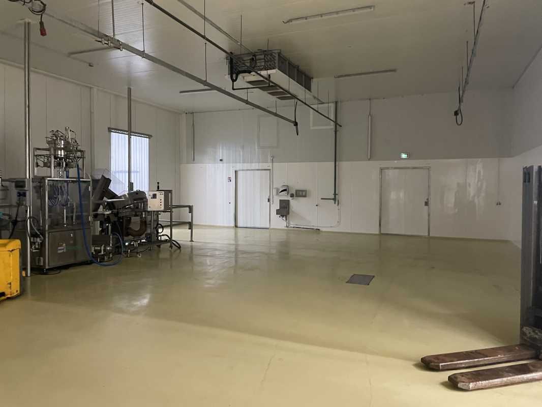 A louer, cellule de stockage ou de production agr