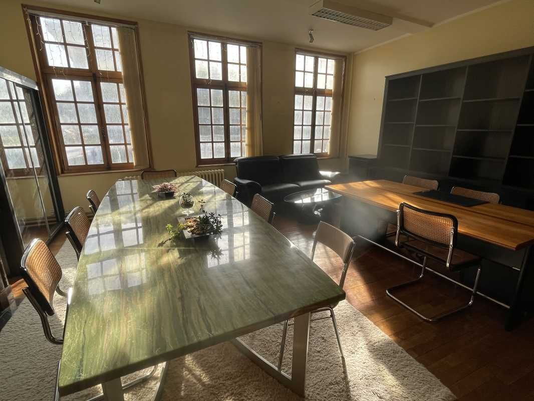 Nous vous proposons à la location plusieurs surfa