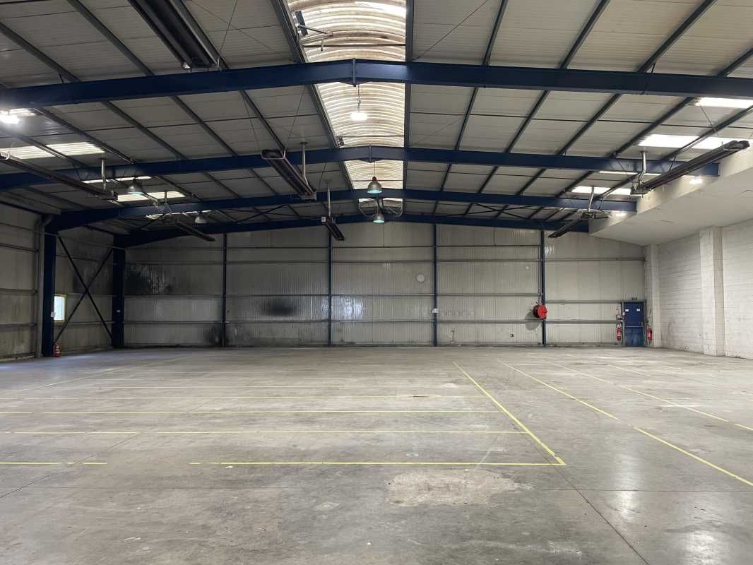 A Louer Entrepôt à Valenciennes. Emplacement exc