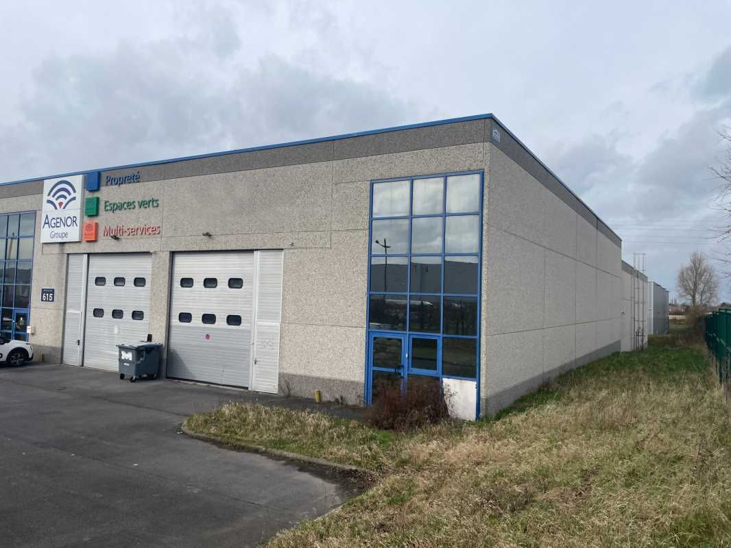 A Louer A vendre Entrepôt situé à Valenciennes. E