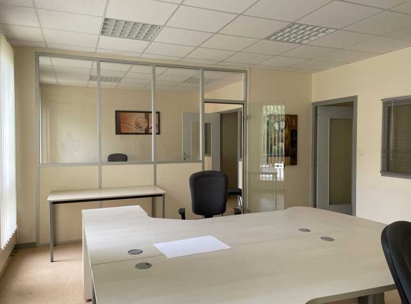 À LOUER  Plateaux de bureaux disponibles après l'