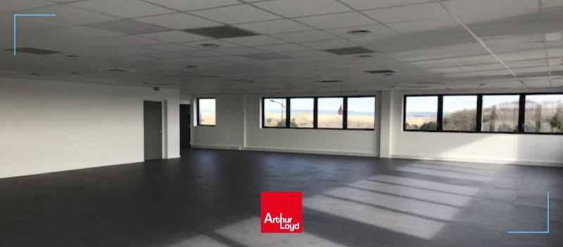 Nous vous proposons à la location le dernier lot 