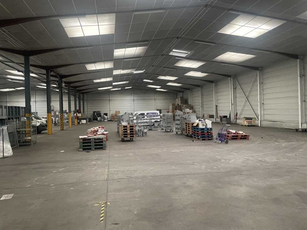 A louer, à proximité de l'A1 et au sud de la métr