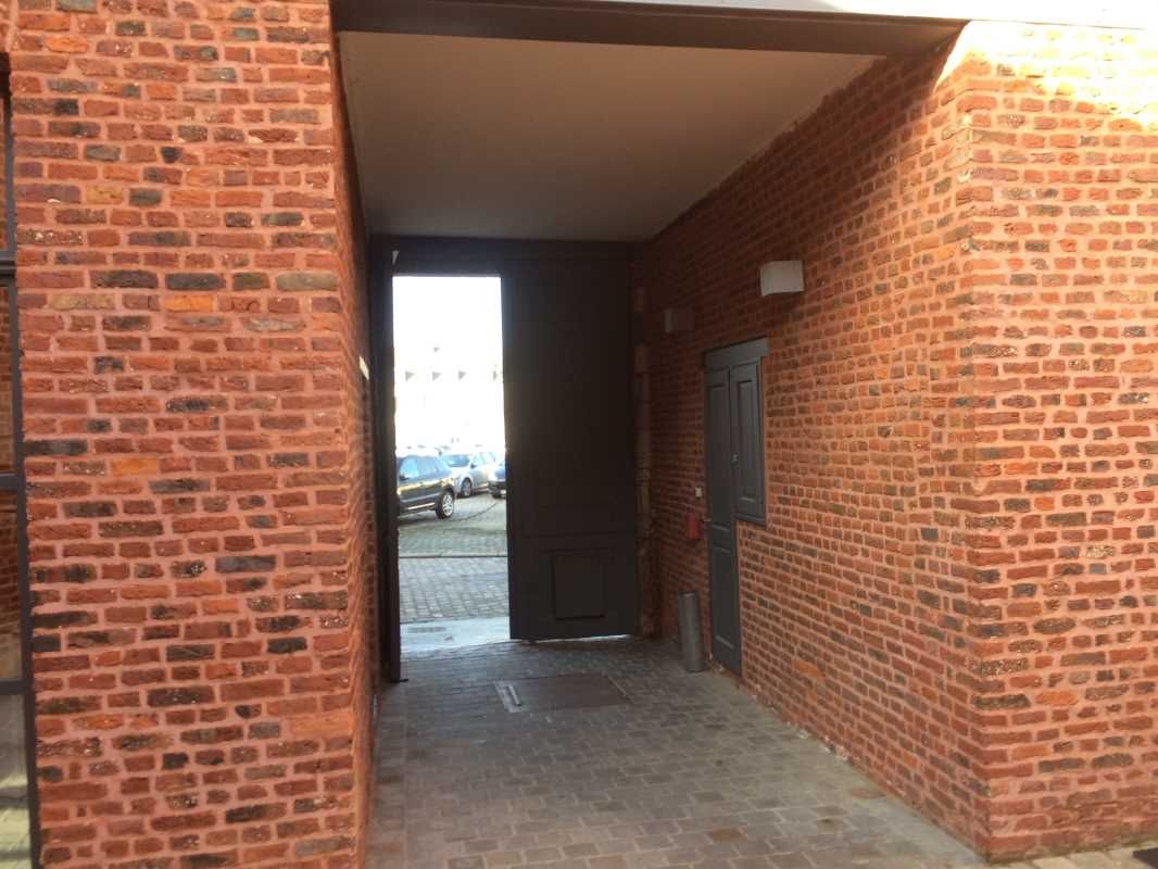 A louer, bureaux d'une superficie de 200 m2, en e