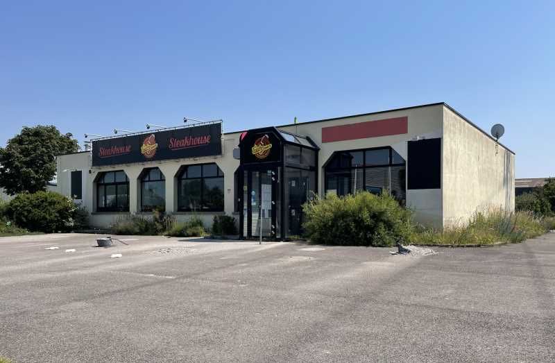 Bâtiment indépendant à vendre ou à louer - emplac