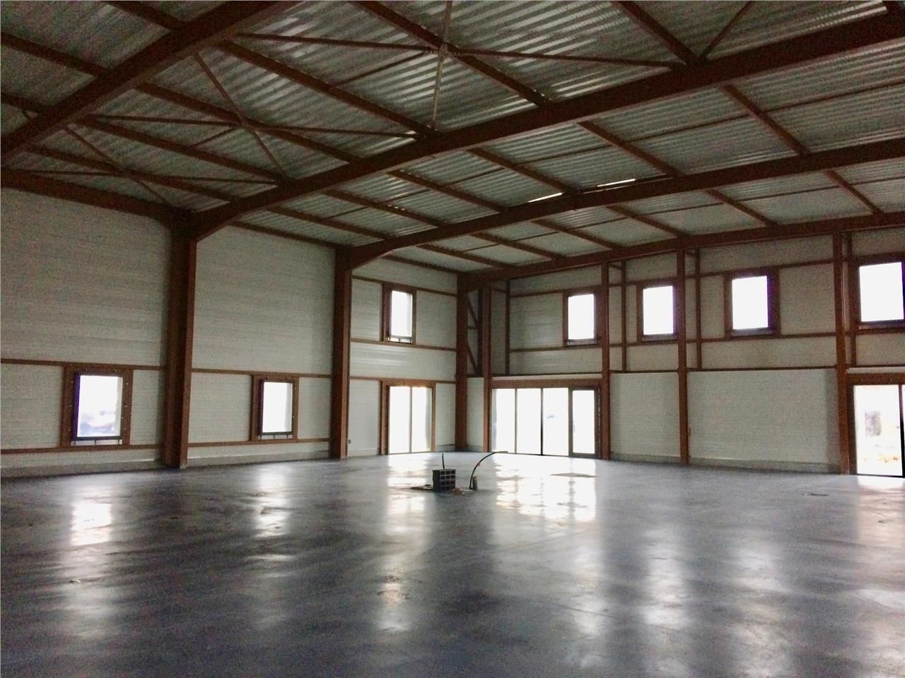 Entrepôt à louer à vendre à DENAIN au Village d'e